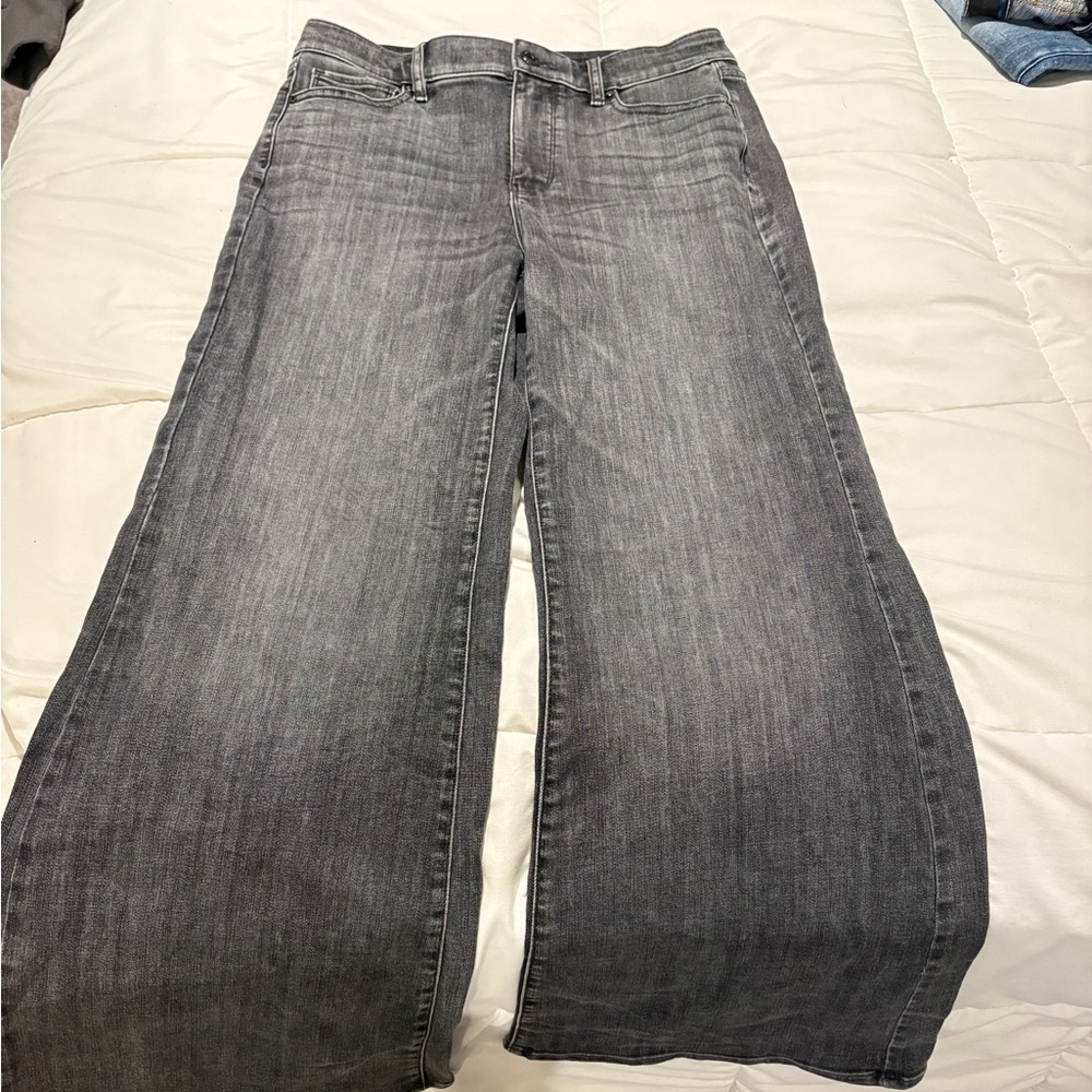 White House Black Market wide leg black jeans size 4